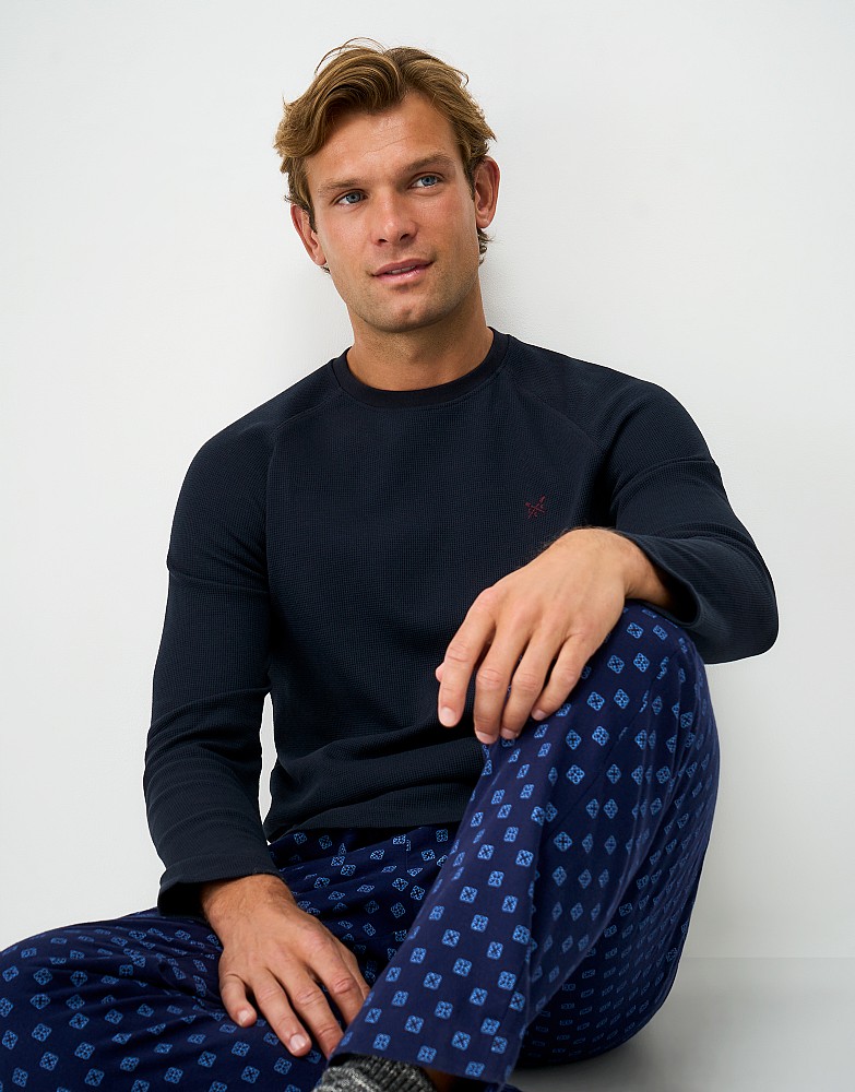 Long Sleeve Waffle Tee in Navy