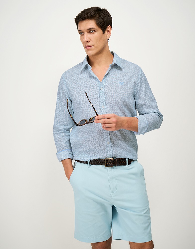 Long Sleeve Linen Blend Geo Print Shirt in Blue and White