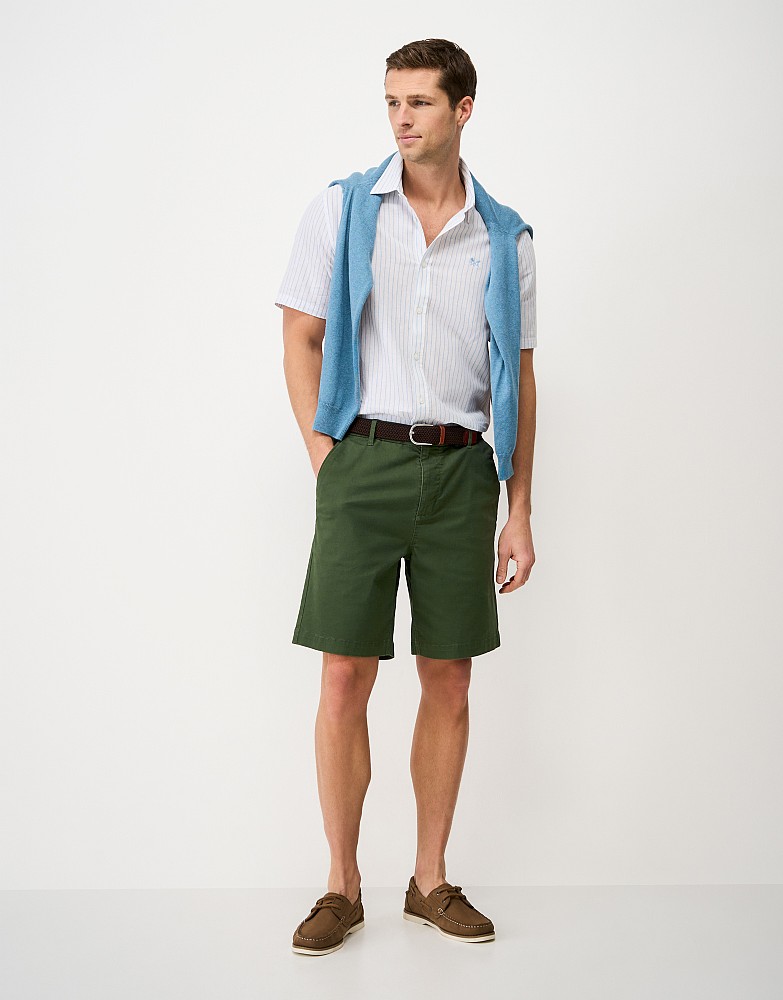 Bermuda Cotton Chino Stretch Shorts in Forest Green