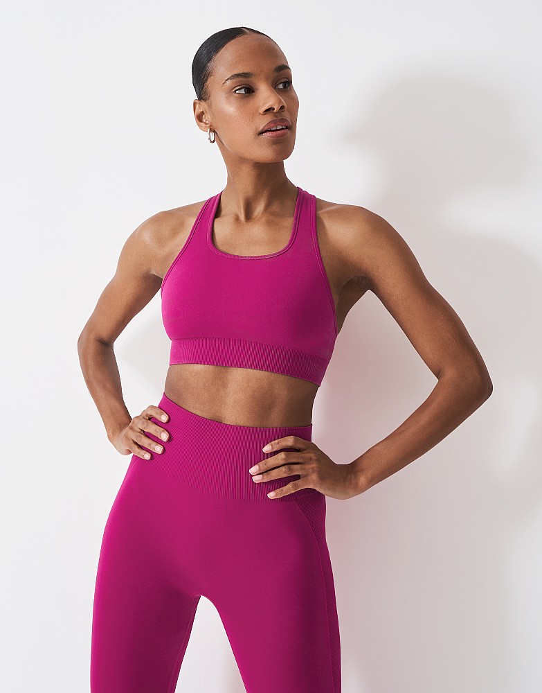 Seamless Sports Bra in Red