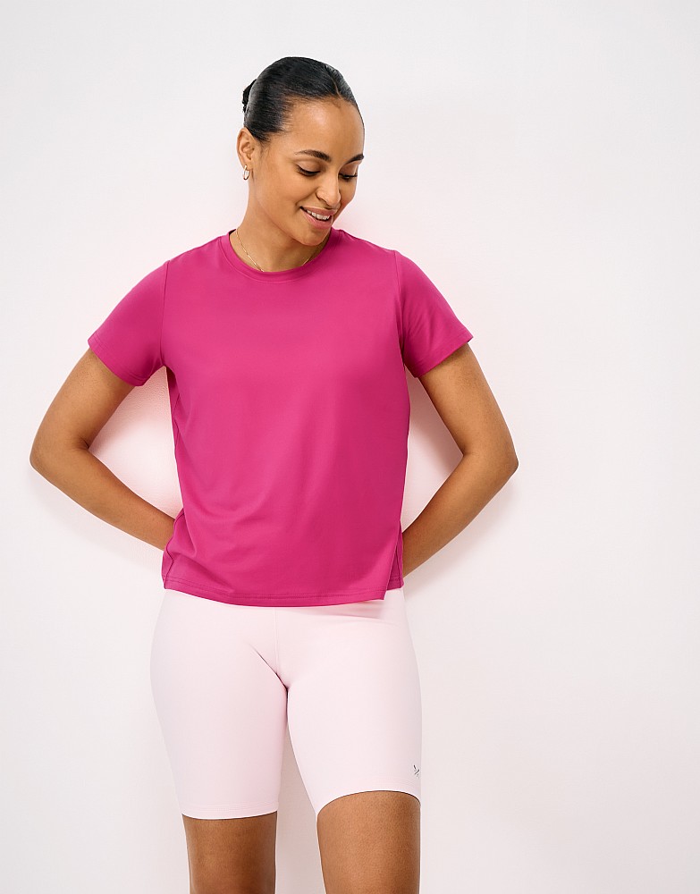 Relaxed Studio Tee in Raspberry
