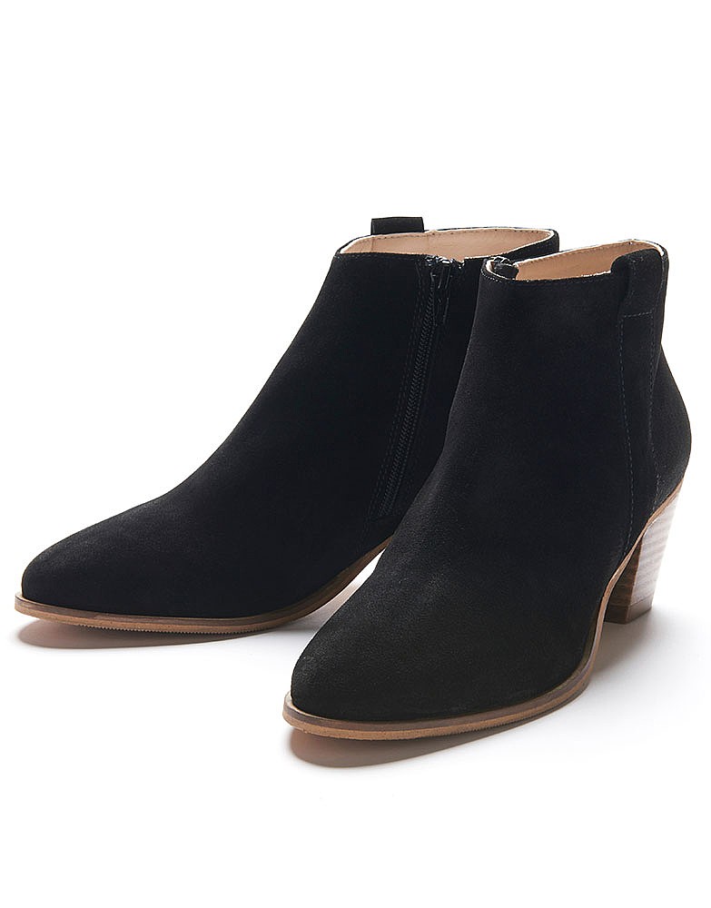 Isabelle Boot In Black