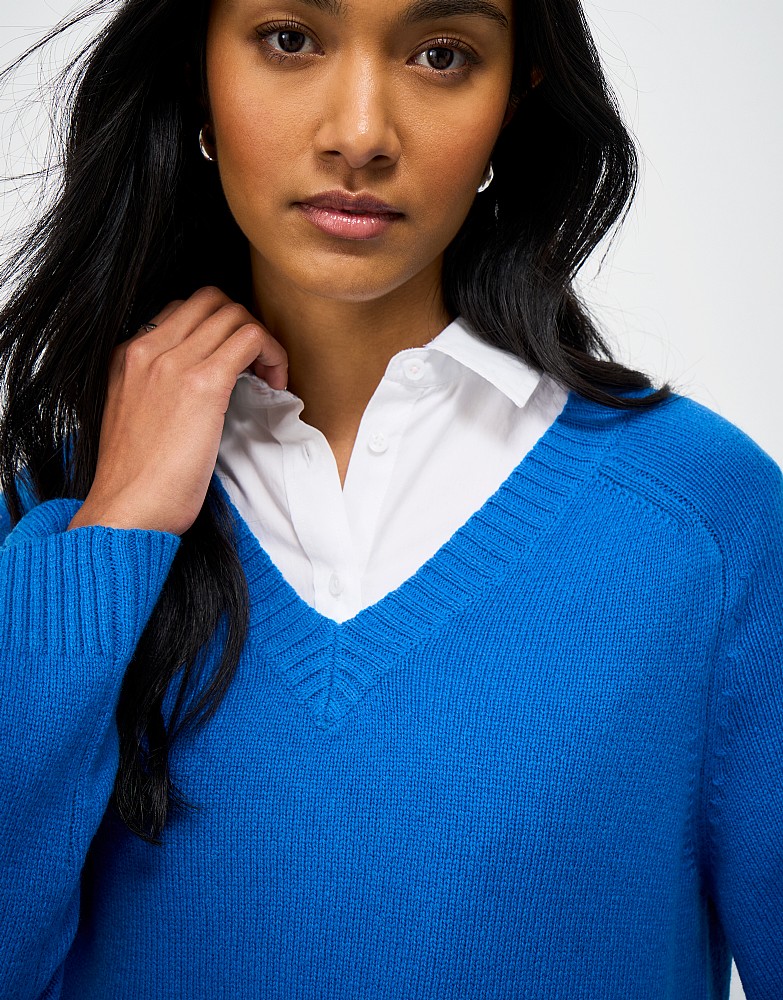 トップス CORGI Saddle Shoulder Crew-neck Sweater Women's V Neck Saddle Shoulder Jumper in Blue from Crew Clothing