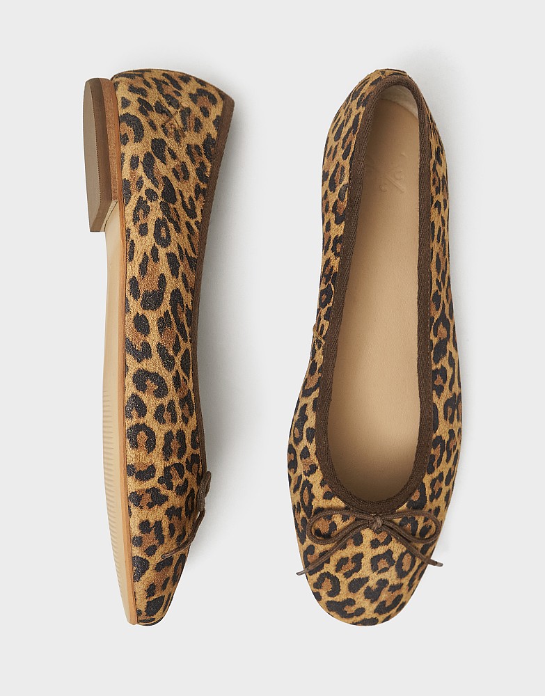 Classic Ballet Pumps in Leopard Print