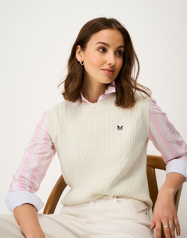 Summer Heritage Cotton Cable-Knit Vest in White