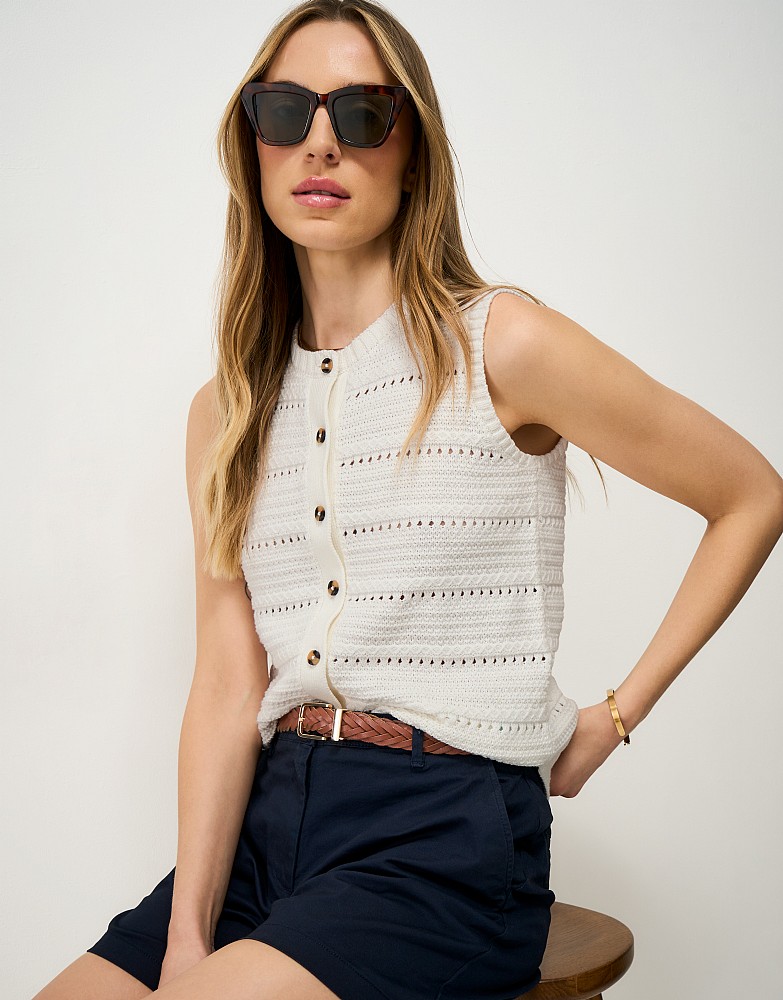 Button-Up Sleeveless Cotton Vest in White