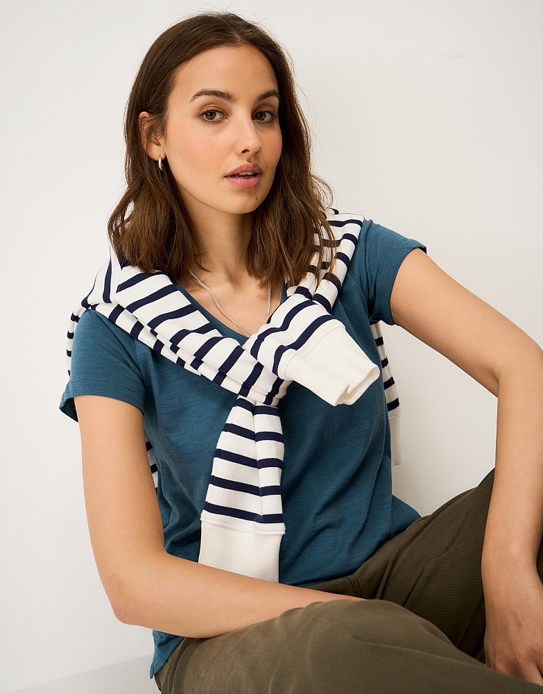 Cotton-Slub Perfect V-Neck Tee in Deep Teal Blue