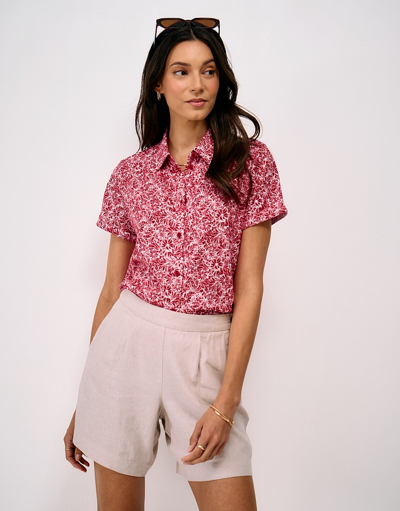 Cotton Short-Sleeve Jersey Shirt in Red Hibiscus Print