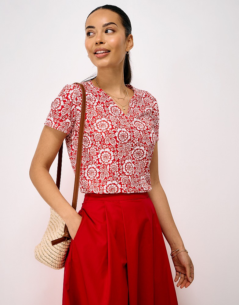 Notch Neck Printed T-Shirt in Red and White Floral