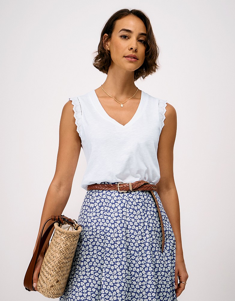 Cotton-Linen Broderie Anglaise-Trim Vest in White