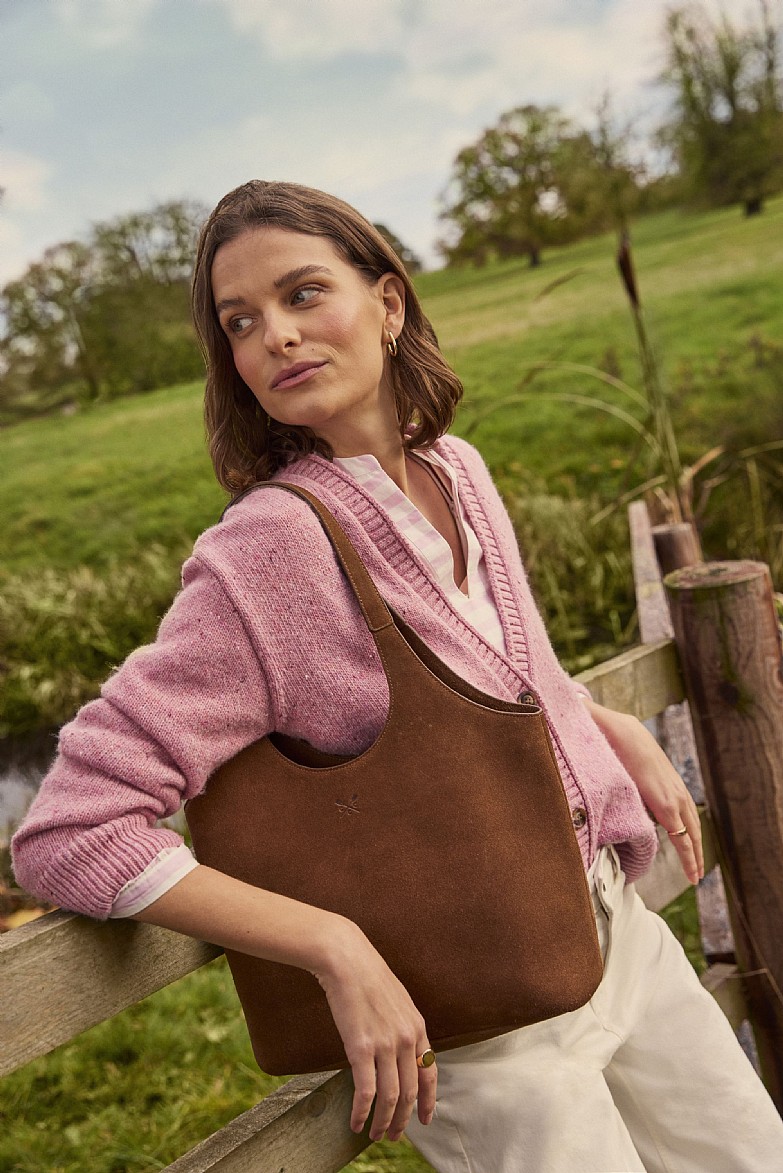 Leather Shoulder Bag in Tan