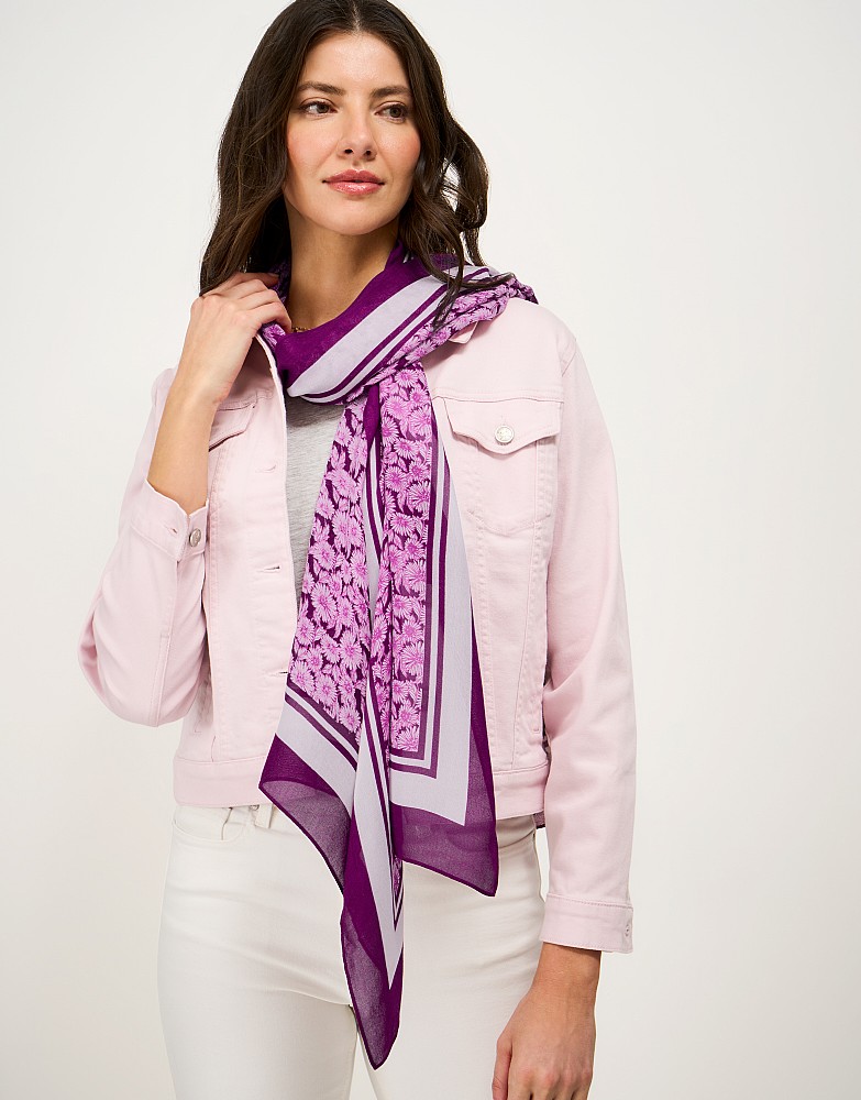 Modal Daisy Print Scarf in Pink and Purple