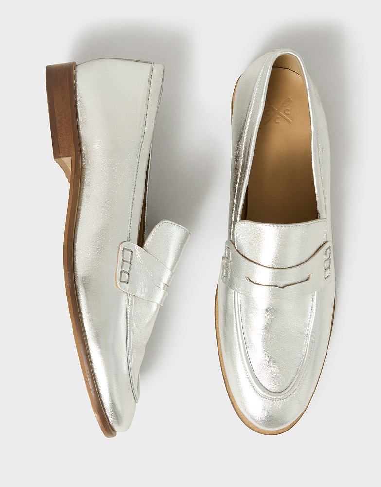 Smart Loafers in Silver