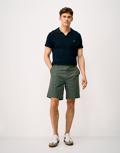 Bermuda Chino Stretch Shorts in Olive Green