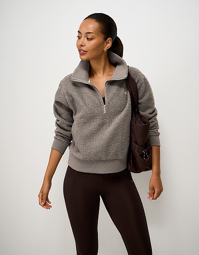Borg Quarter-Zip Sweat in Mushroom