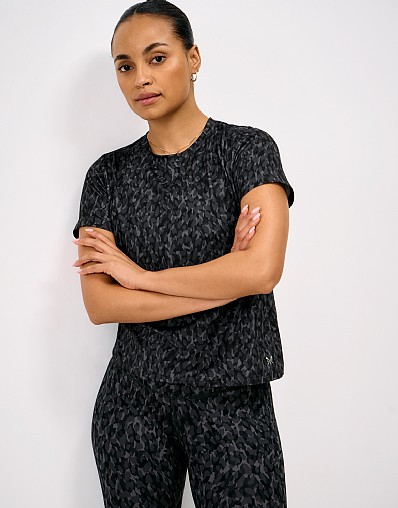 Relaxed Studio Tee in Black Print