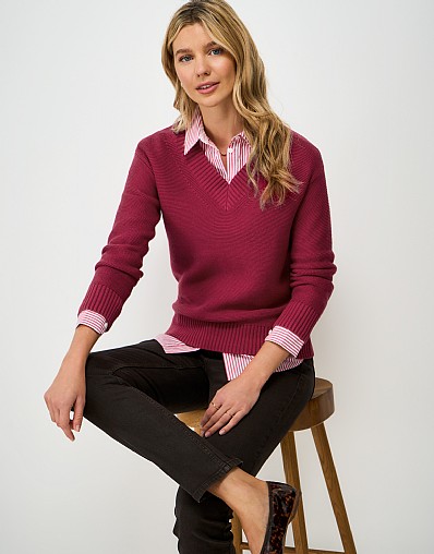 Cotton Links Stitch V-Neck Jumper in Red