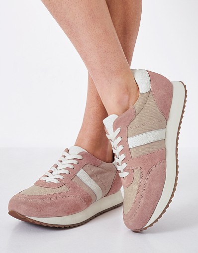 Emma Runner Trainer
