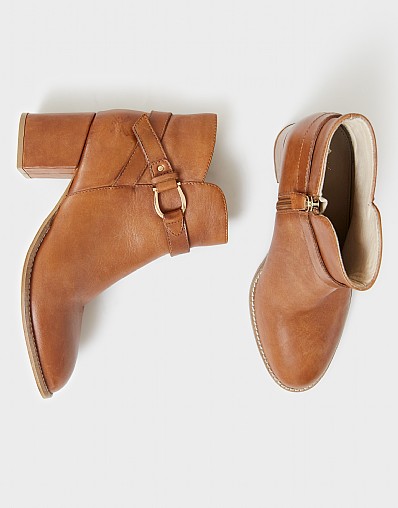 Ankle Chelsea Boots with Heel in Genuine Tan Leather