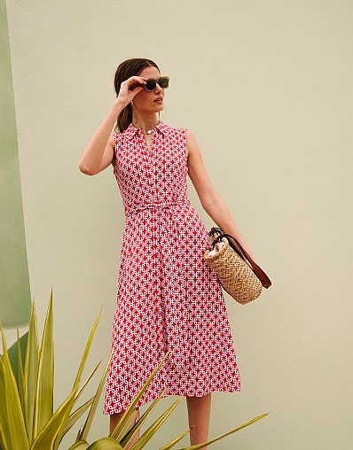 Emma Sleeveless Jersey Shirt Dress in Red Geo Print