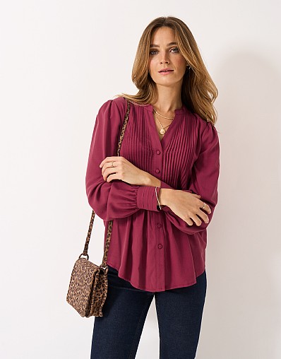 Abigail Pintuck Blouse in Red