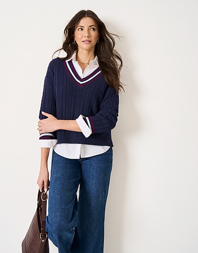 Oversized Chunky Cable-Knit Cricket Jumper in Navy & Red