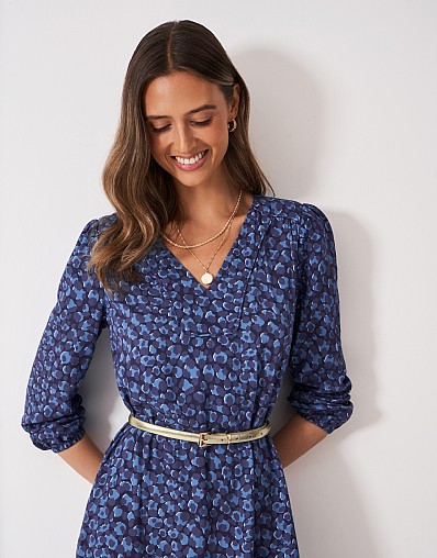 Square Buckle Suede Belt in Soft Gold