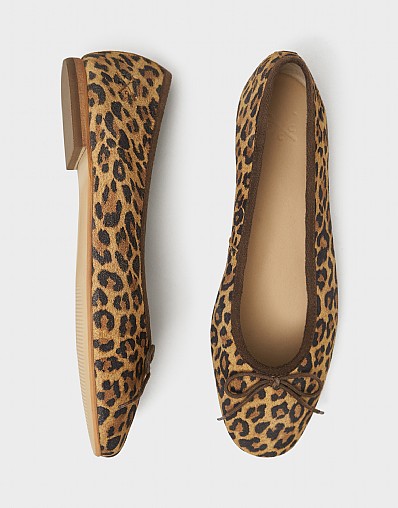 Classic Ballet Pumps in Leopard Print