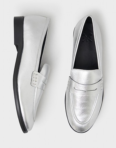 Classic Loafers in Silver