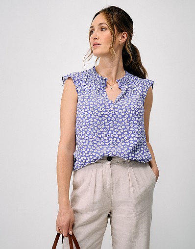 Dara Viscose Sleeveless Ditsy Floral Blouse in Blue