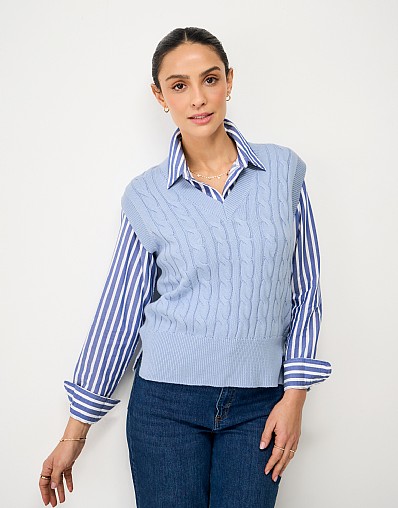 Heritage Cotton Cable-Knit V-Neck Vest in Blue