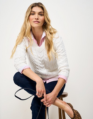 Multi Cable V Neck Jumper in White