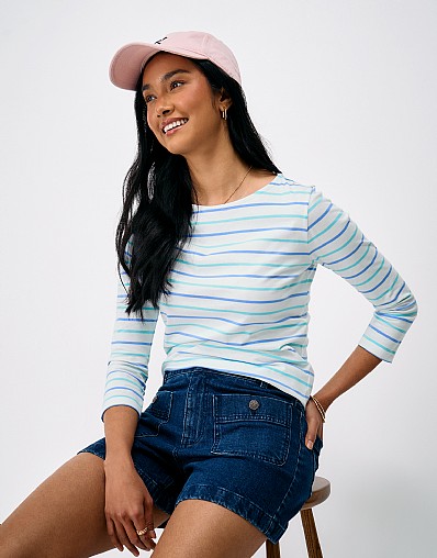 Essential Breton in White Blue