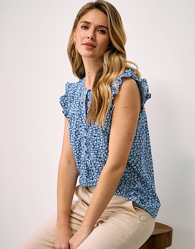 Lydia Cotton-Linen Top in Blue Daisy Print