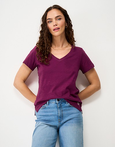 Cotton-Slub Perfect V-Neck Tee in Mulberry