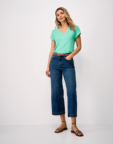 Grown-On V-Neck Tee in Blue