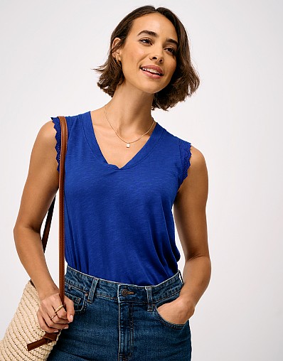 Cotton-Linen Broderie Anglaise-Trim Vest in Dark Blue