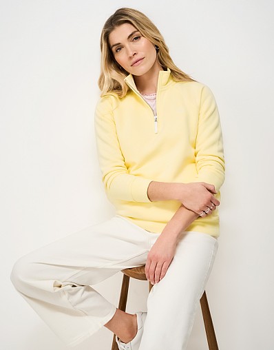 Half-Zip Sweatshirt in Pastel Yellow
