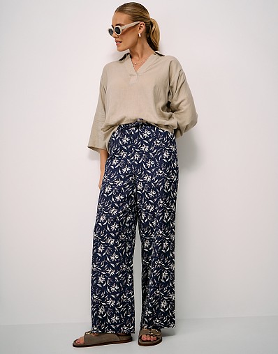 Wide Leg Viscose Lyocell Drawstring Trouser in Navy Floral