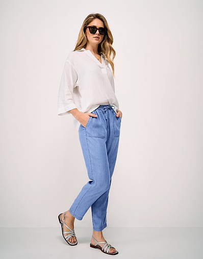 Tapered Lyocell Trouser in Chambray