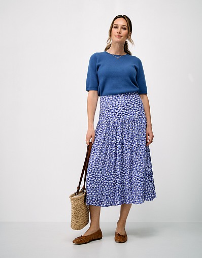 Dara Midi Skirt in Navy and White Daisy Print
