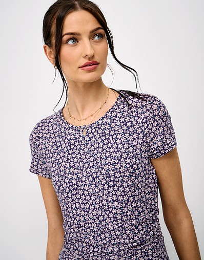 Lucy Short Sleeve Jersey Midi Dress in Navy Daisy