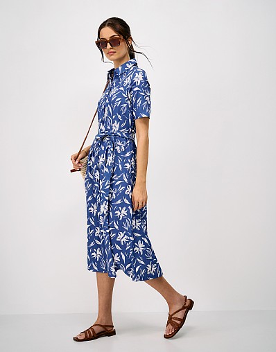 Fearne Darted Shirt Dress in Blue Floral Print
