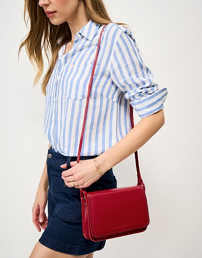 Classic Crossbody Bag in Red