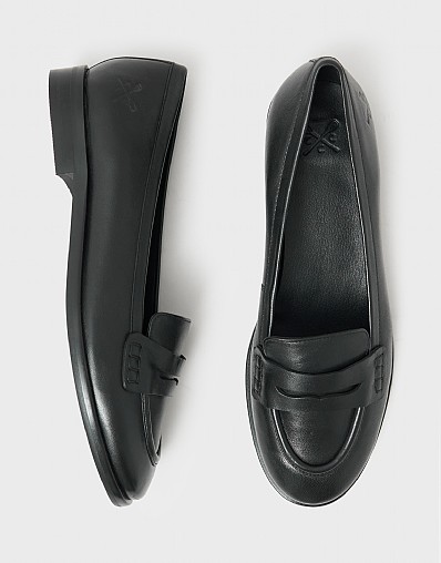 Smart Leather Loafers in Black