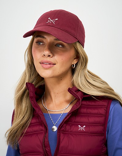 Classic Cap in Red